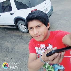 Meet your Posher, Alex